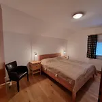 דירה Ladner Am