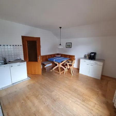 Ladner Am Apartamento